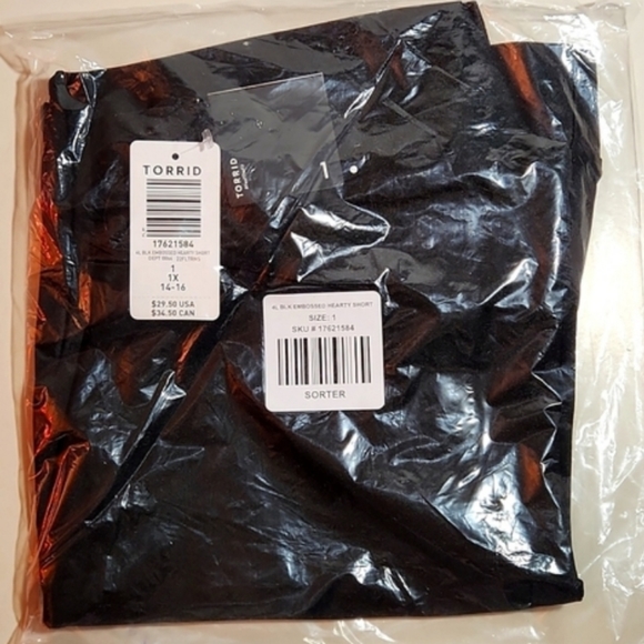 ❤️NWT VINTAGE TORRID VALENTINES DAY BIKE SHORTS - HEART PRINT 9' HIGH WAIST PLUS - Picture 11 of 15